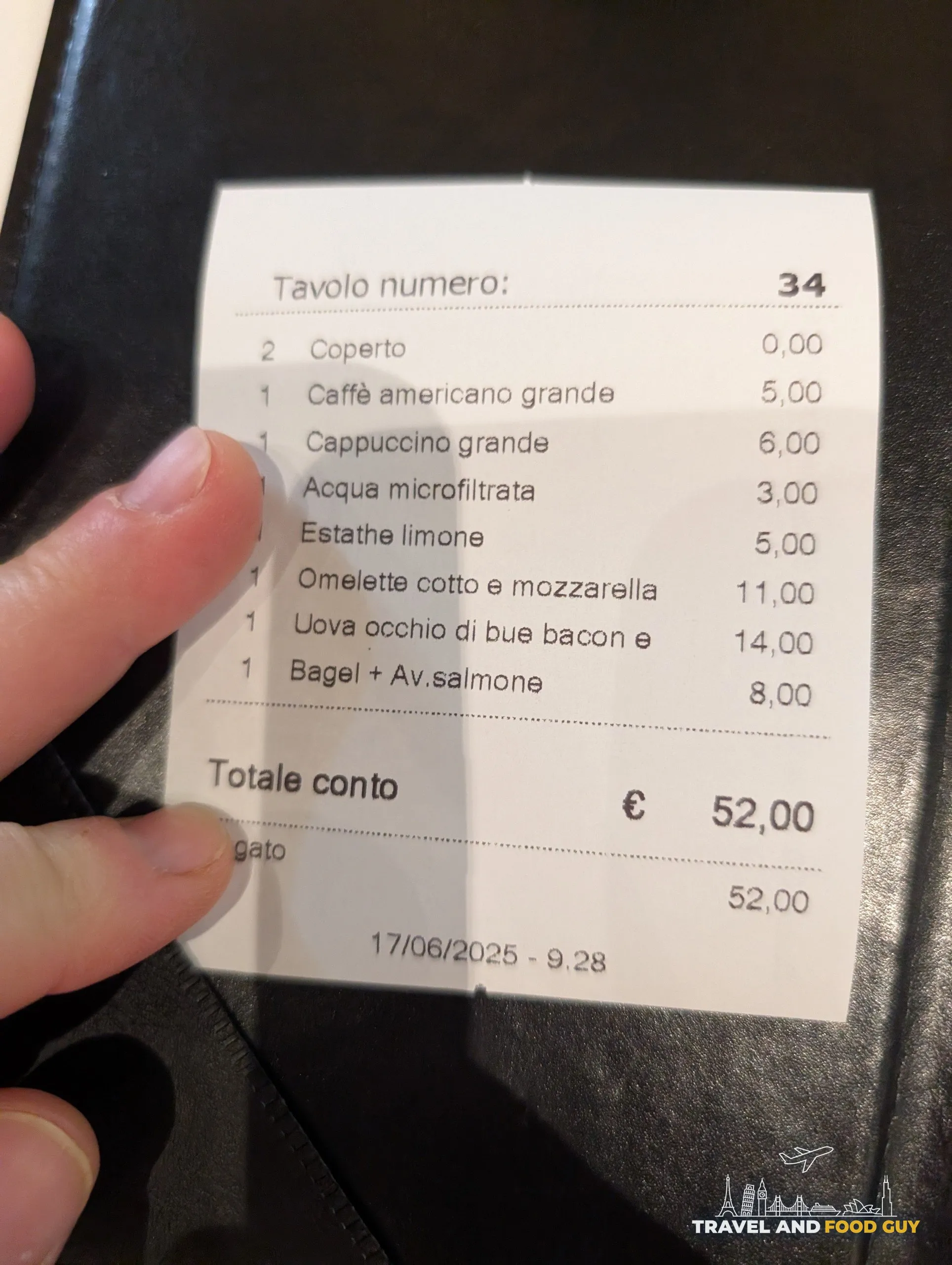 Itemized receipt from Bro Roma totaling €52 for a family of four breakfast
