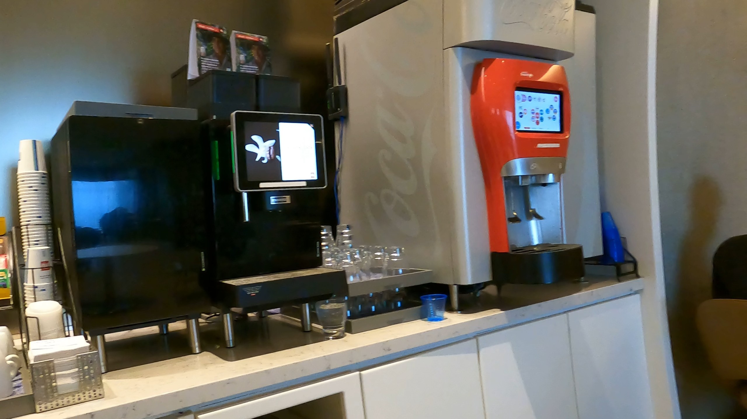 Coca-Cola Freestyle machine and self serve coffee at the United Club at DFW