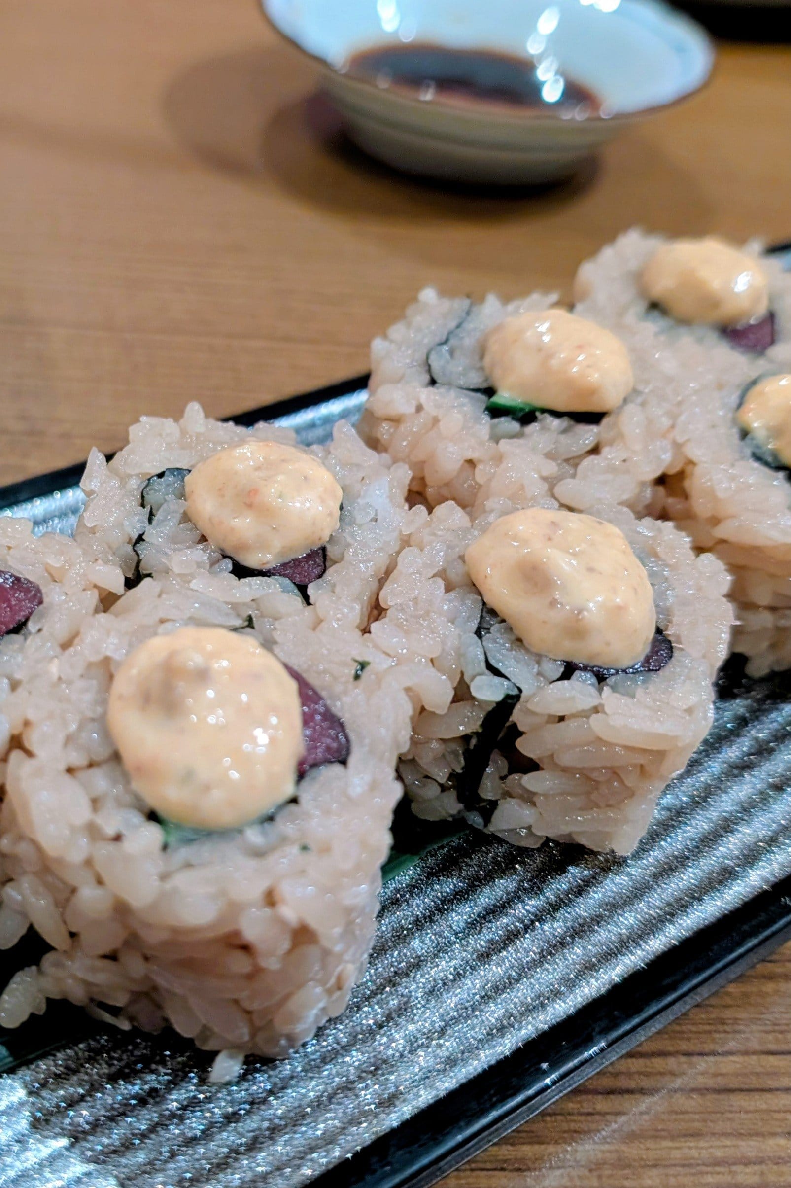 Close-up of the spicy mayo roll at Hanashizuku Singapore