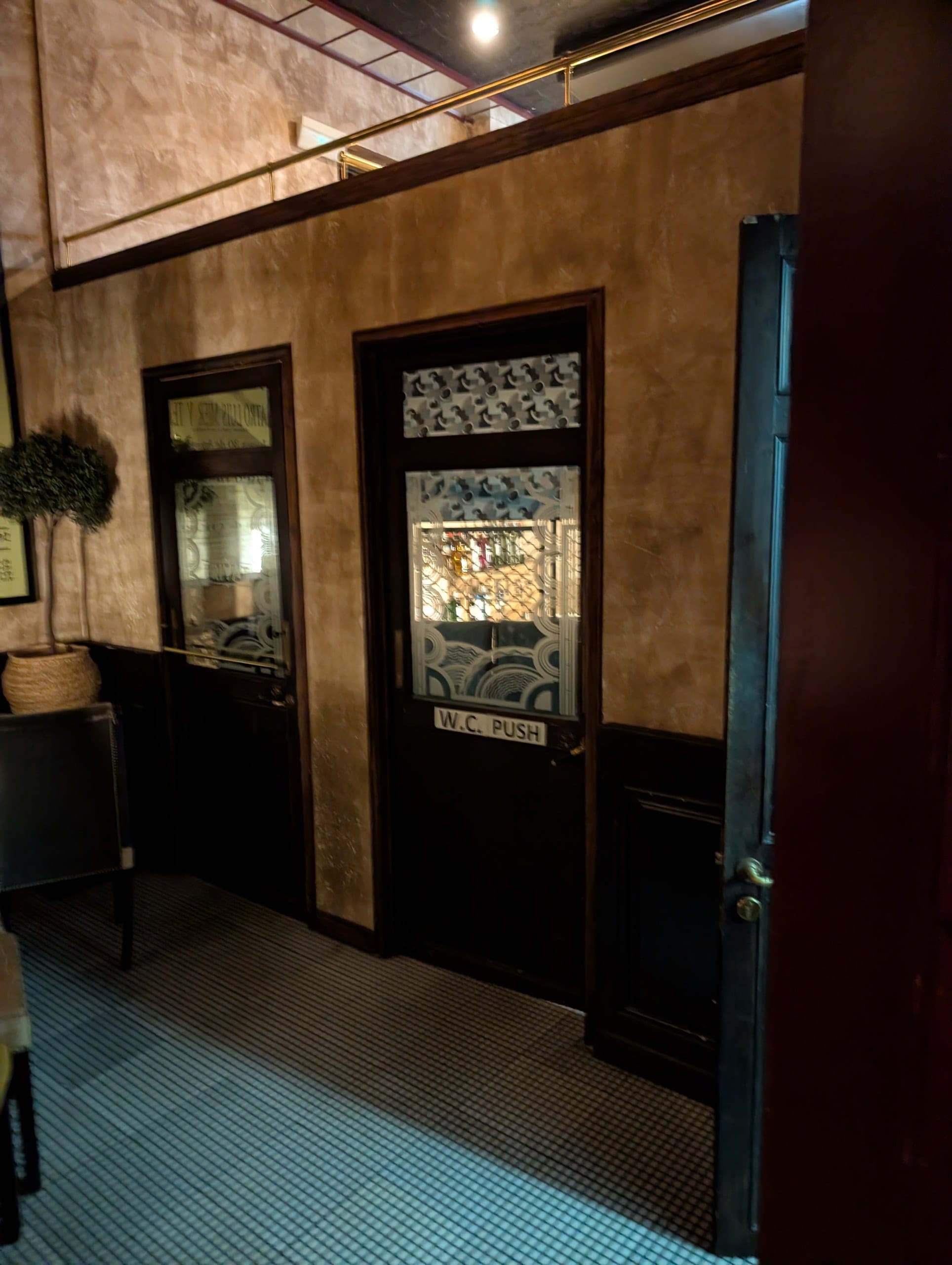 An interior doorway at Cheri Barcelona