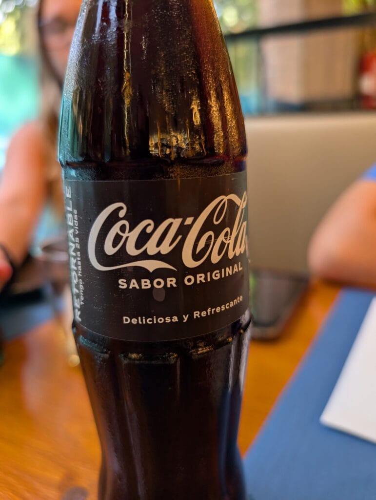 Coca-Cola on the table at Rincón Marino