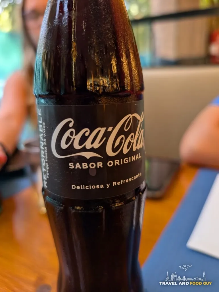 Coca-Cola on the table at Rincón Marino