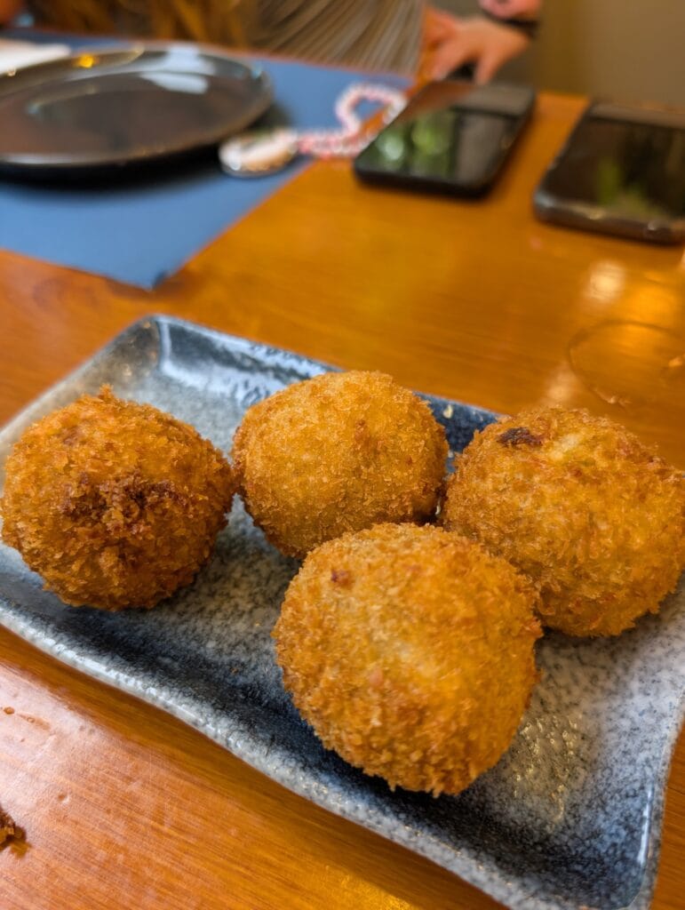 A plate of prawn croquettes at Rincón Marino in Barcelona
