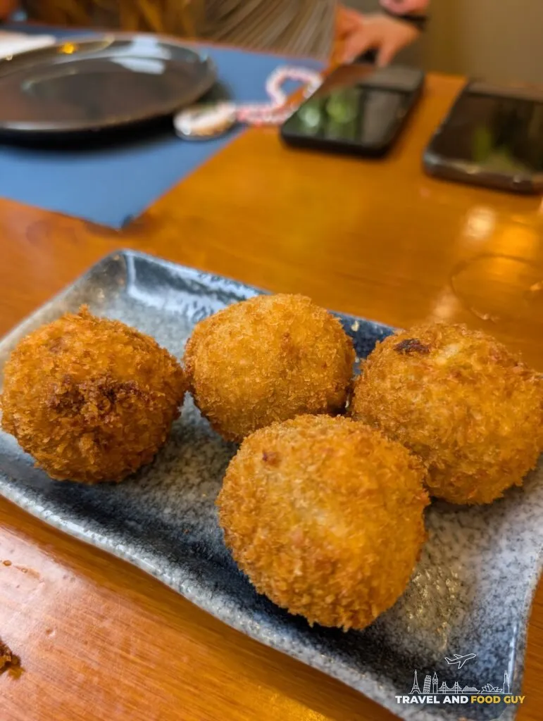 A plate of prawn croquettes at Rincón Marino in Barcelona